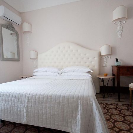 Sveva Rooms Noto Eksteriør billede